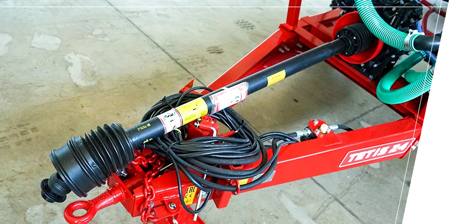 Plataus kampo kardaninis velenas